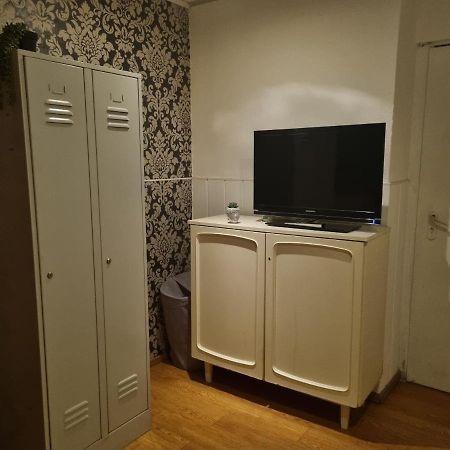 Appartement Kleines Wohnstudio à Vienne Extérieur photo
